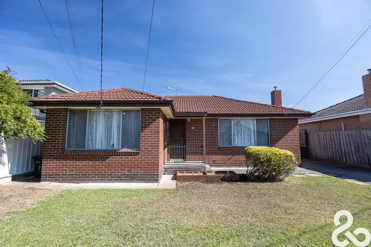 11 Valerie Street