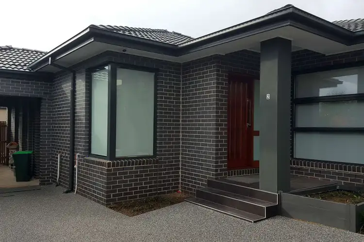 2/6 Rollo Street