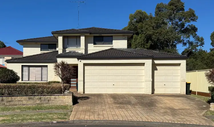 25 Caleen Street