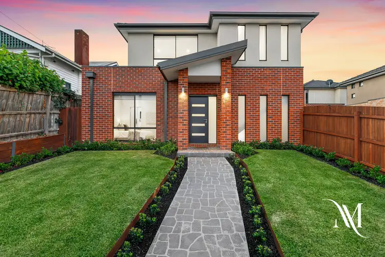 1/17 Collocott Street