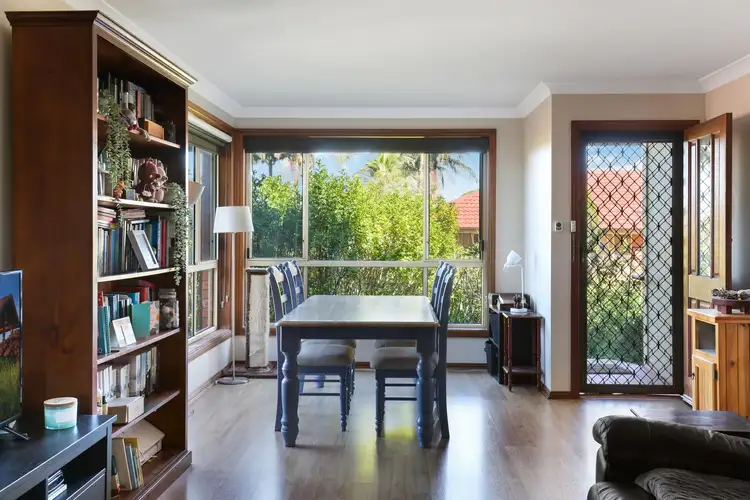 11/25 Robertson Street, Coniston NSW 2500