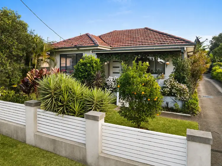 2/73 Yathong Road