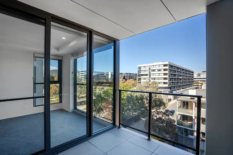 347/39 Owen Crescent