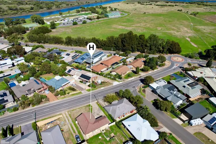 11 Old Honeypot Road