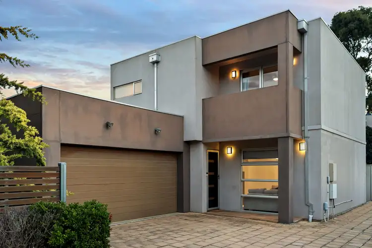 17 Owen Street
