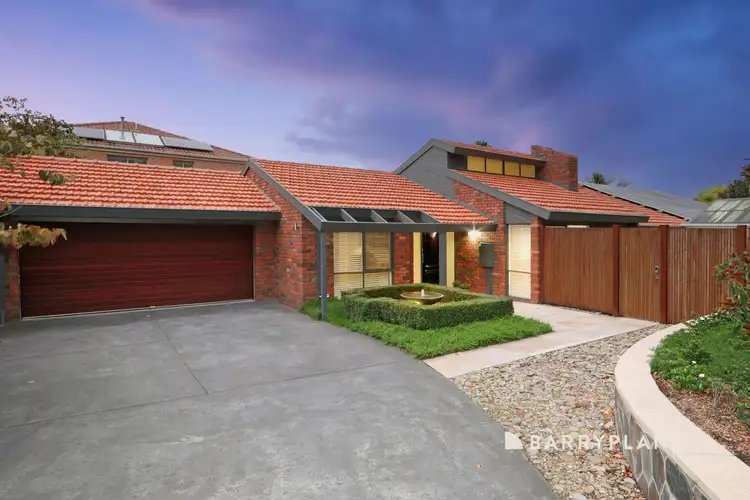 2 Clauscen Drive