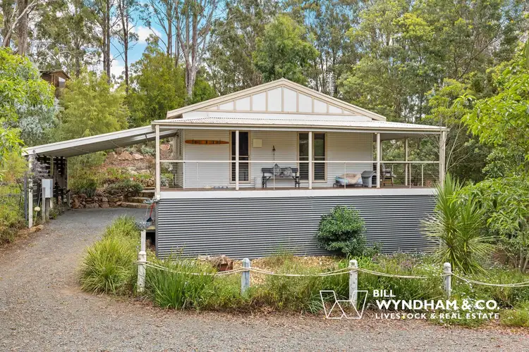 12 Banool Close