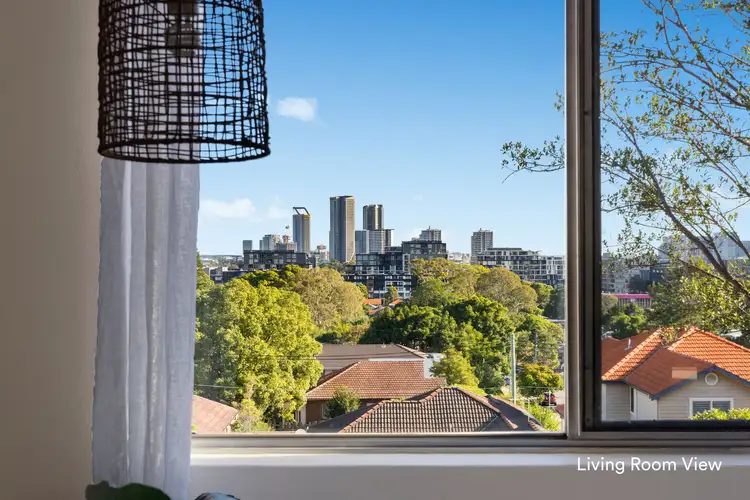 10/820 Victoria Road