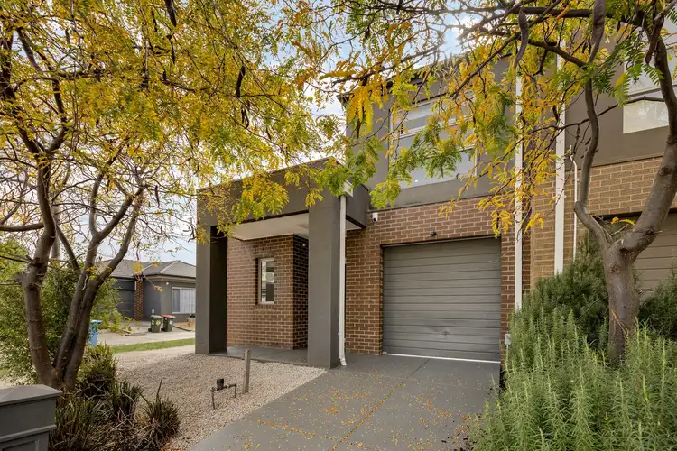 21 Admiralty Lane