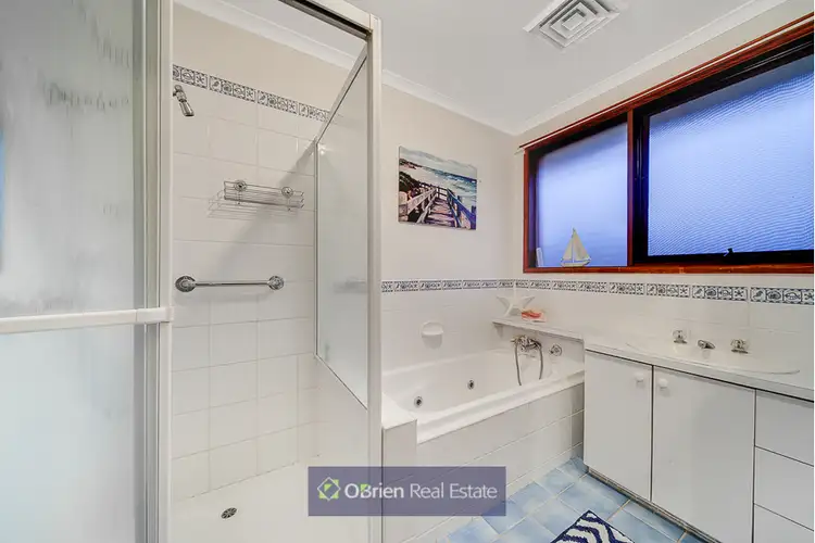 Sixth view of Homely house listing, 33 Lachlan Drive, Endeavour Hills VIC 3802