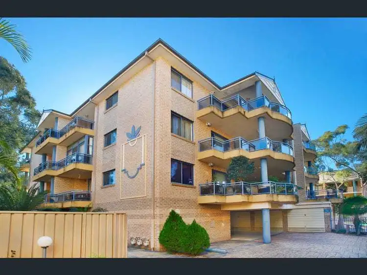 10/195 Hawkesbury Road