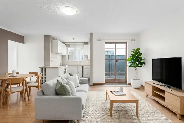 2/110 Lakemba Street