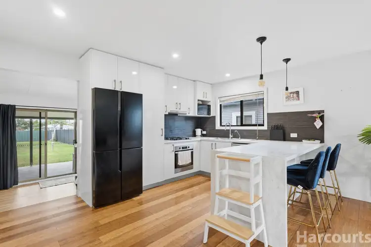 40 Tabrett Street