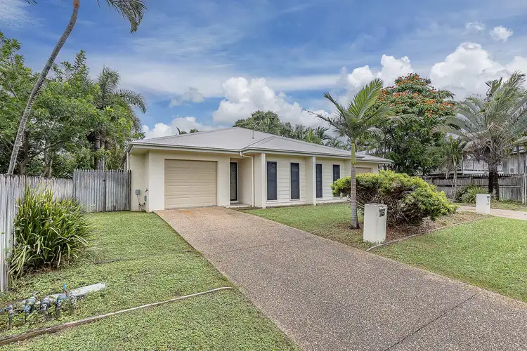 1/2-49 Blaxland Crescent