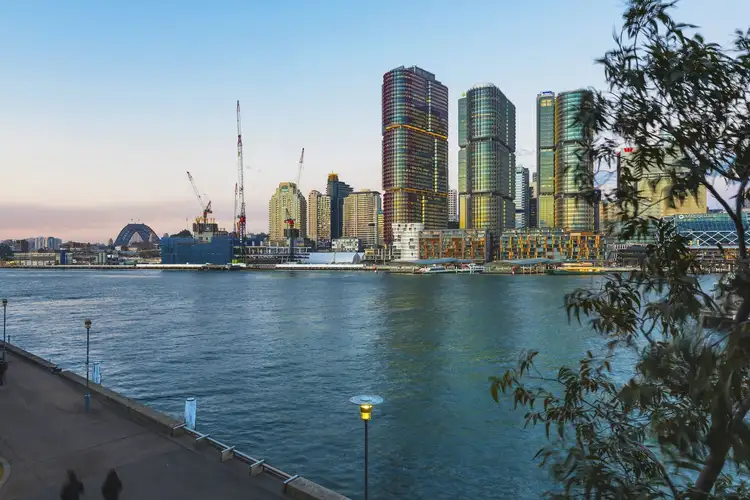 206/8 Wharf Crescent