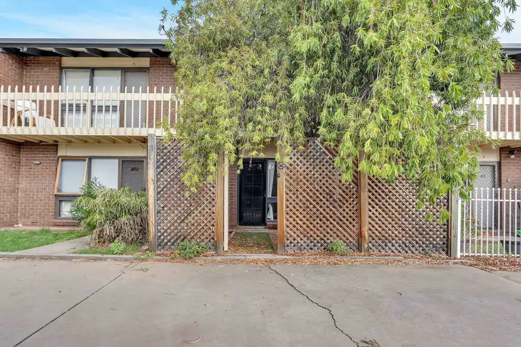 5/7 David Avenue