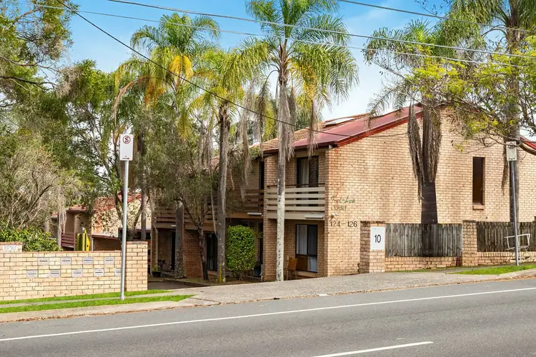 11/124 Smith Street