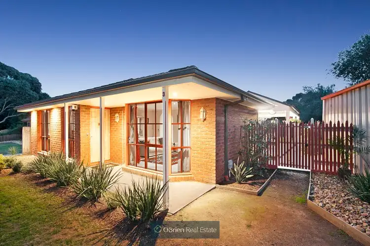 3 Mitre Crescent, Berwick VIC 3806
