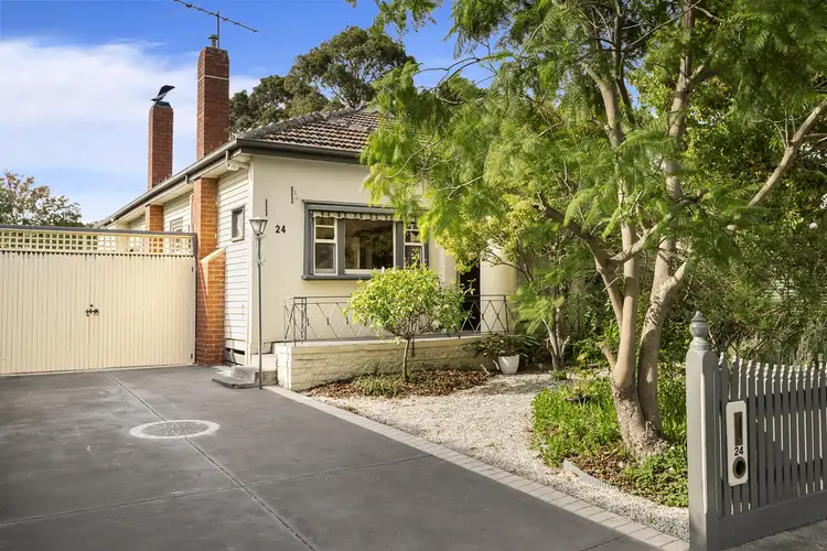 24 Highview Road