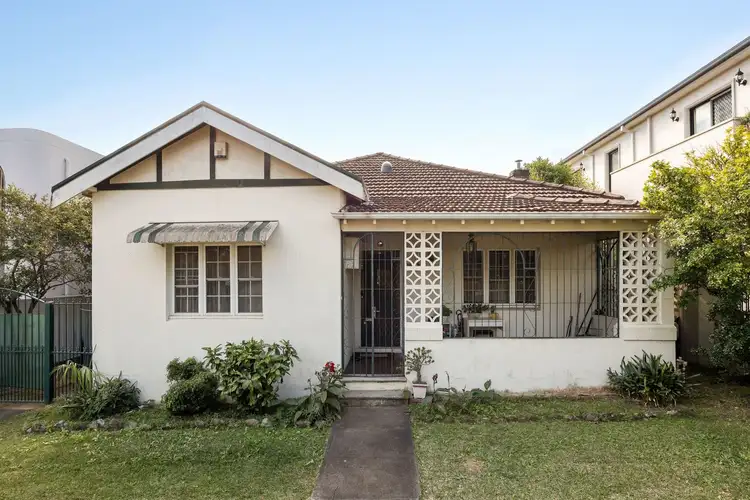 11 Arthur Street