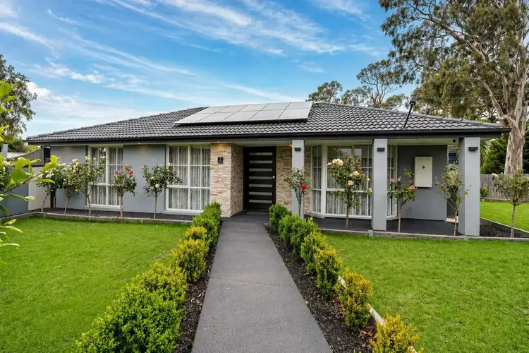 2 Rangeview Drive