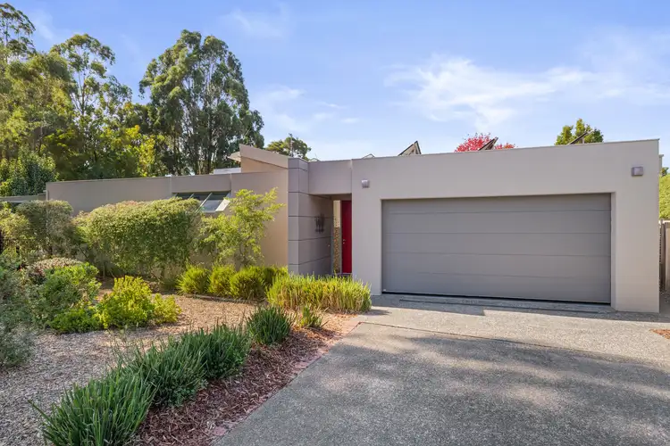 11 Settler Court