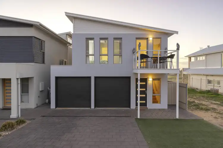 52 Turnberry Drive