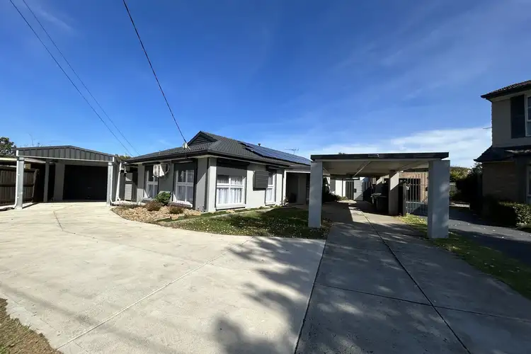 5 Myra Court