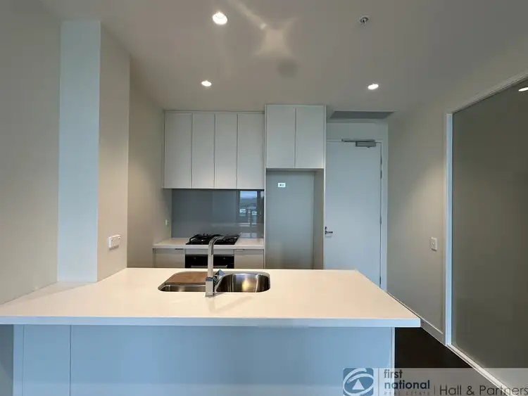208/34 Mason Street