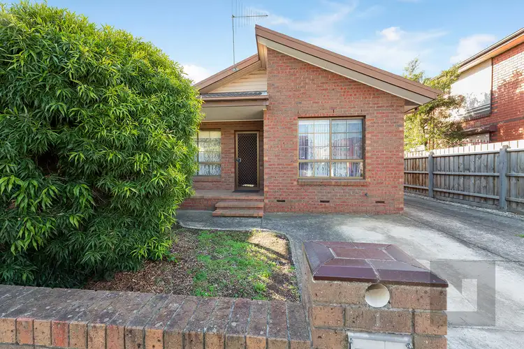 1/144 Charles Street