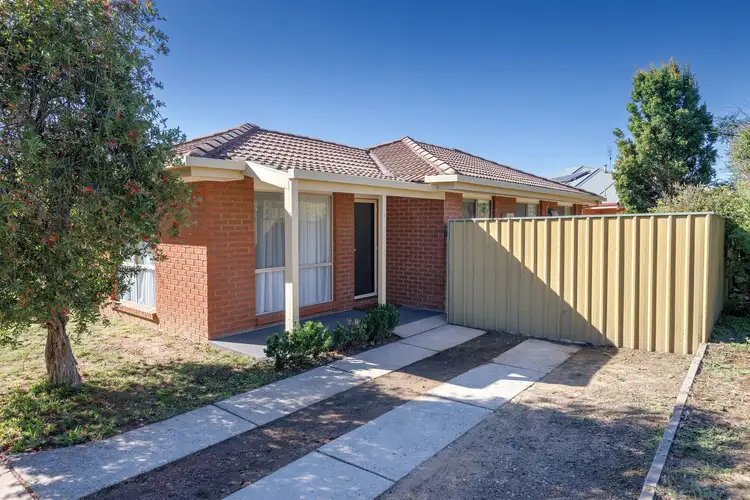 1/2 Stott Court