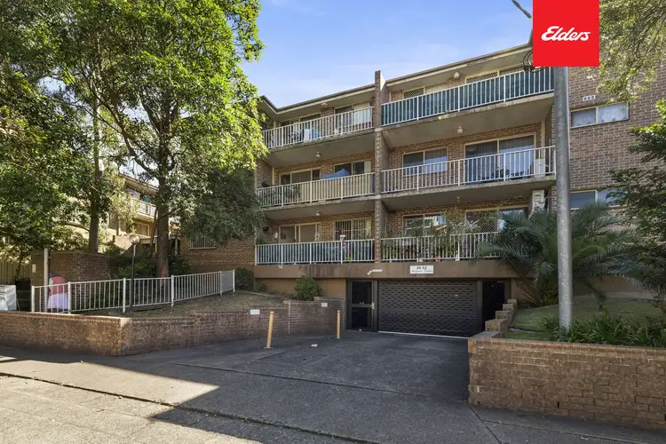 2/10-12 Macquarie Road