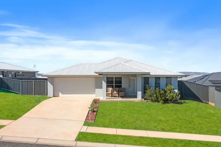 19 Hone Creek Drive
