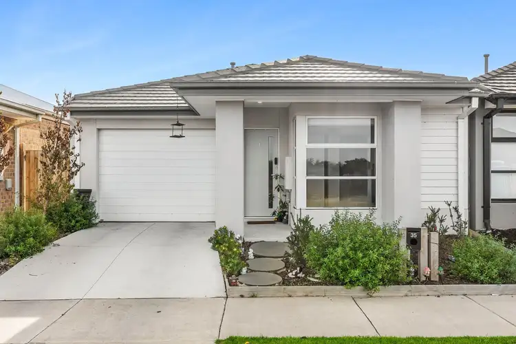 35 Wylie Street