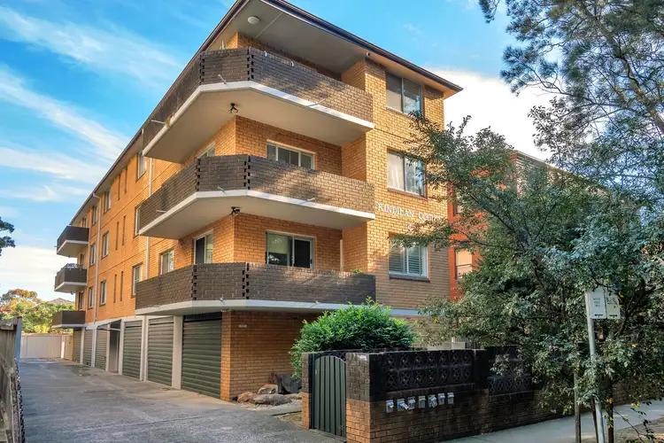 2/2-4 Duke Street