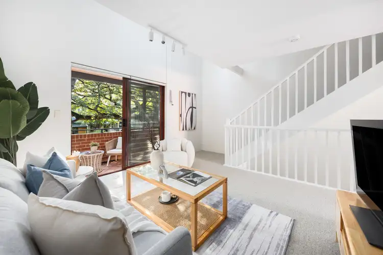 2/14 Kensington Street