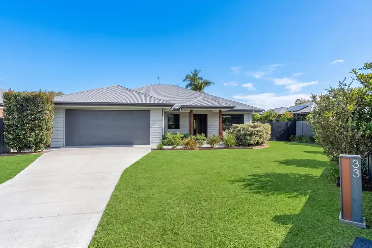 33 Armelie Court