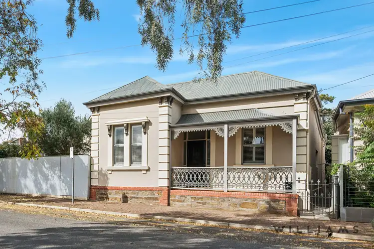 27 Laura Street