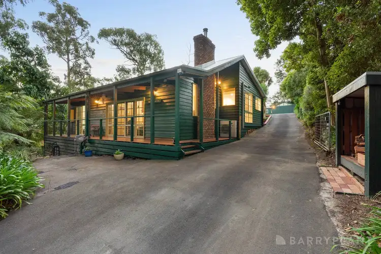 11 Symons Road