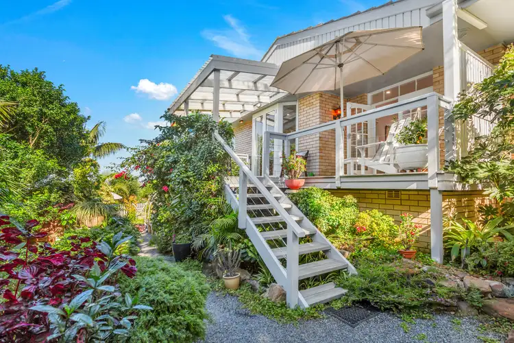 32 Kanangra Drive