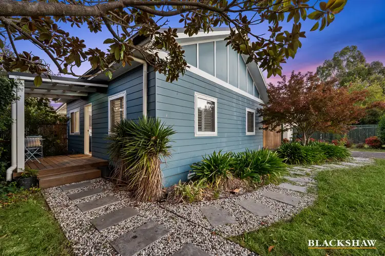 42 Wambool Street