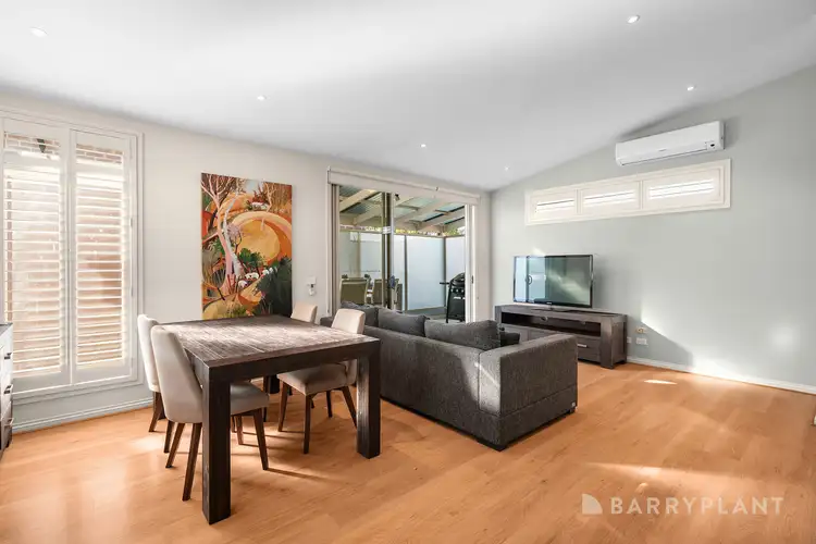 2/31 Conn Street