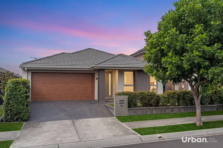 42 Fernlea Crescent