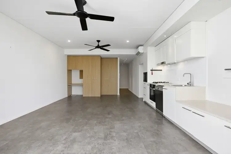 212/72-76 Chandos Street