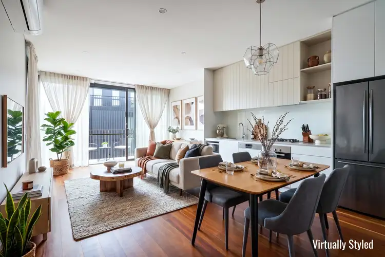 308/2 Galaup Street