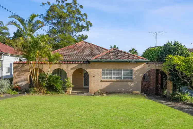 15 Brabyn Street