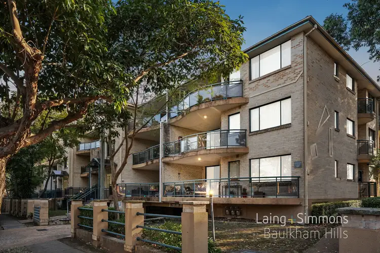 1/43-49 Memorial Avenue