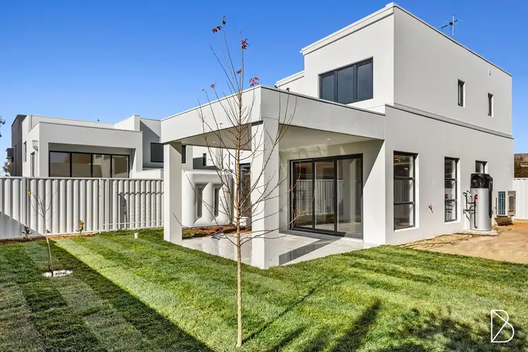 3/6 Southwell Street