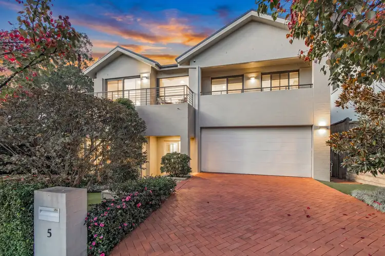 5 Heritage Park Drive