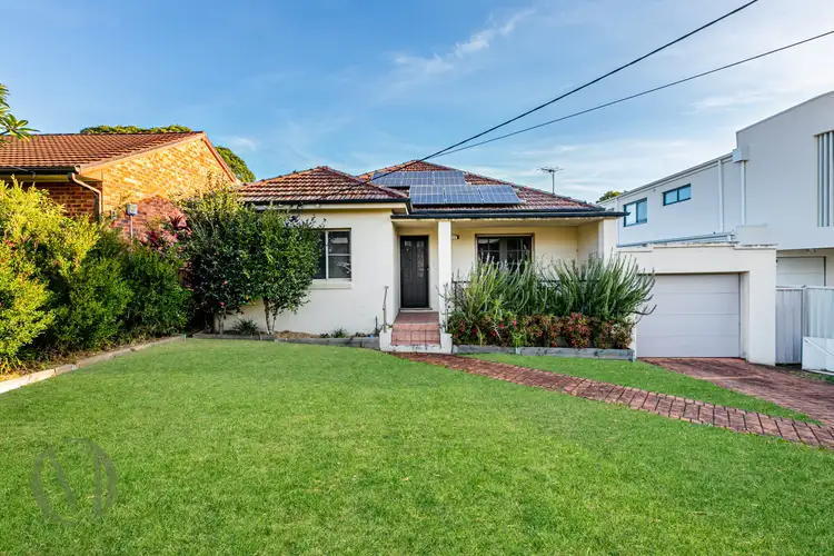 6 Christine Avenue